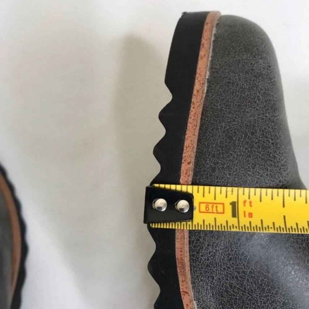 Life Stride Zora Gray Wedge Slip On Velocity 2 Lug Sole Faux Leather Women 8.5
